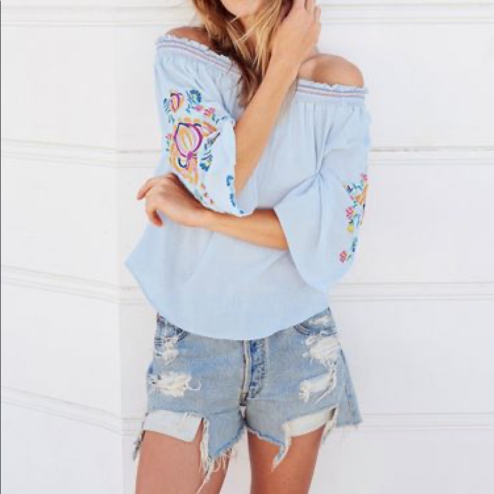 NWT Off the shoulder Top with Embroidery